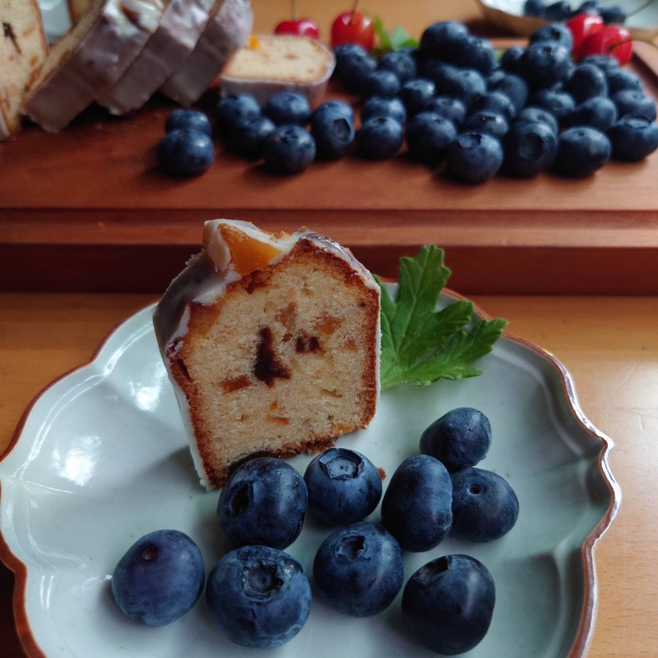 ブルーベリーとさくらんぼの彩り
